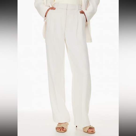 Aritzia Effortless pant - Picture 3 of 4